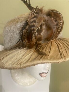 Beautiful Dress Hat / Church Hat by Donna Vinci